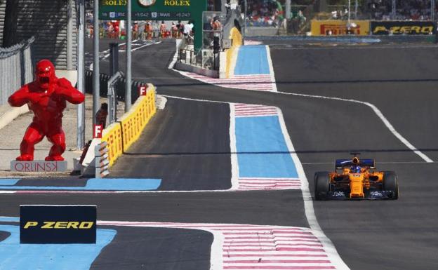 Alonso durante el Gran Premio de Francia. 