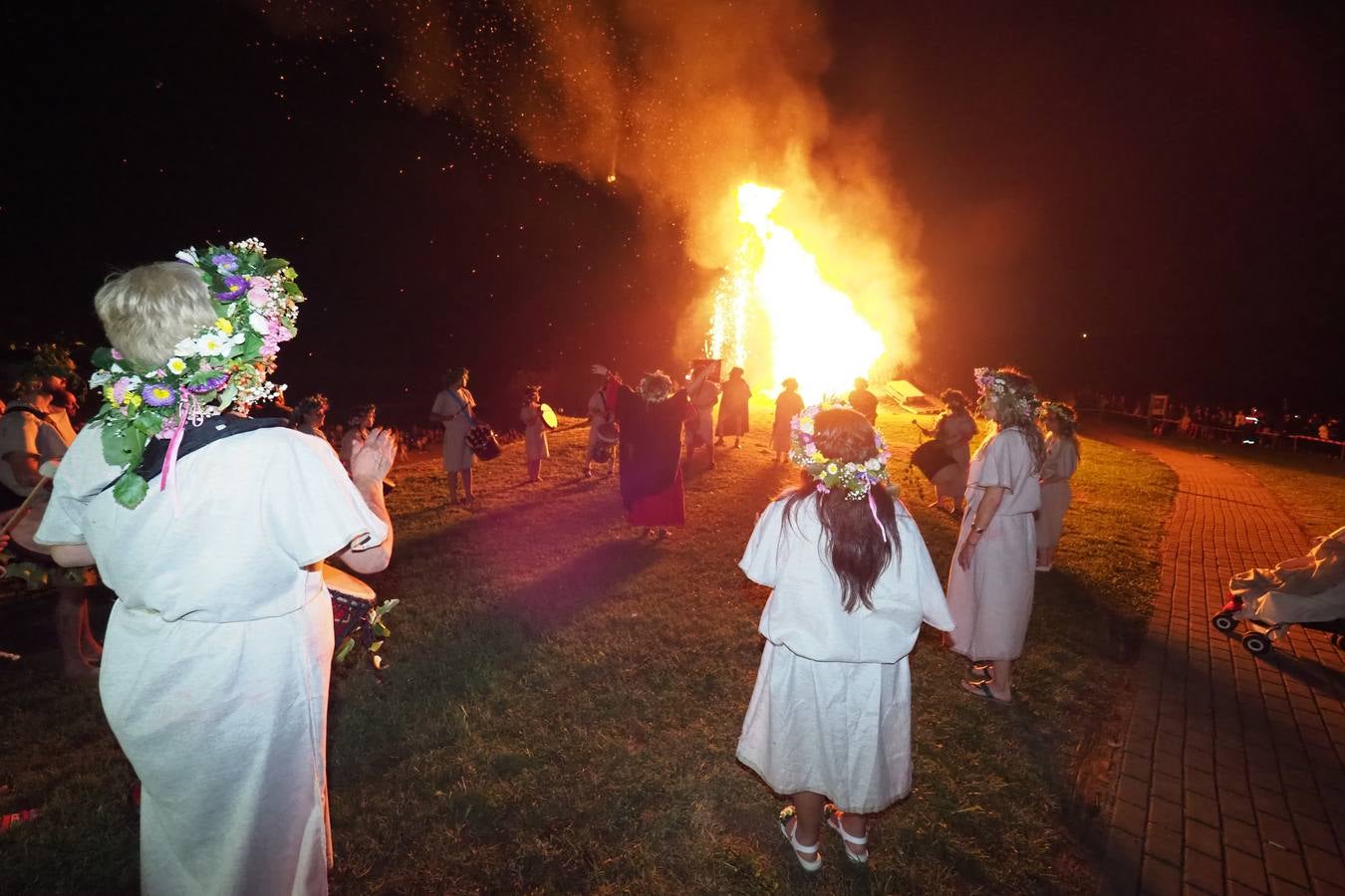 Fotos: Así fue la noche de San Juan en Cantabria