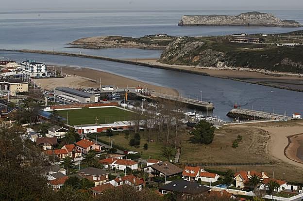 El Plan General de Suances contempla actuaciones en el puerto deportivo de la villa. :: luis palomeque