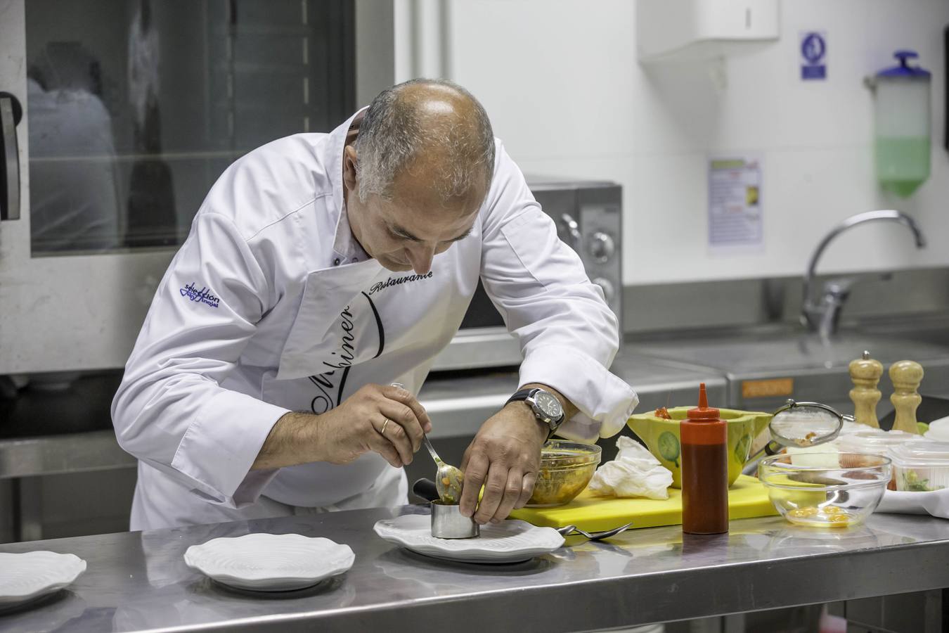 El equipo que capitanea Francisco Cotera se proclama vencedor con su pincho 'Carrillera a baja temperatura, tostadillo de Liébana, cebolla encurtida y mahonesa de piñones'