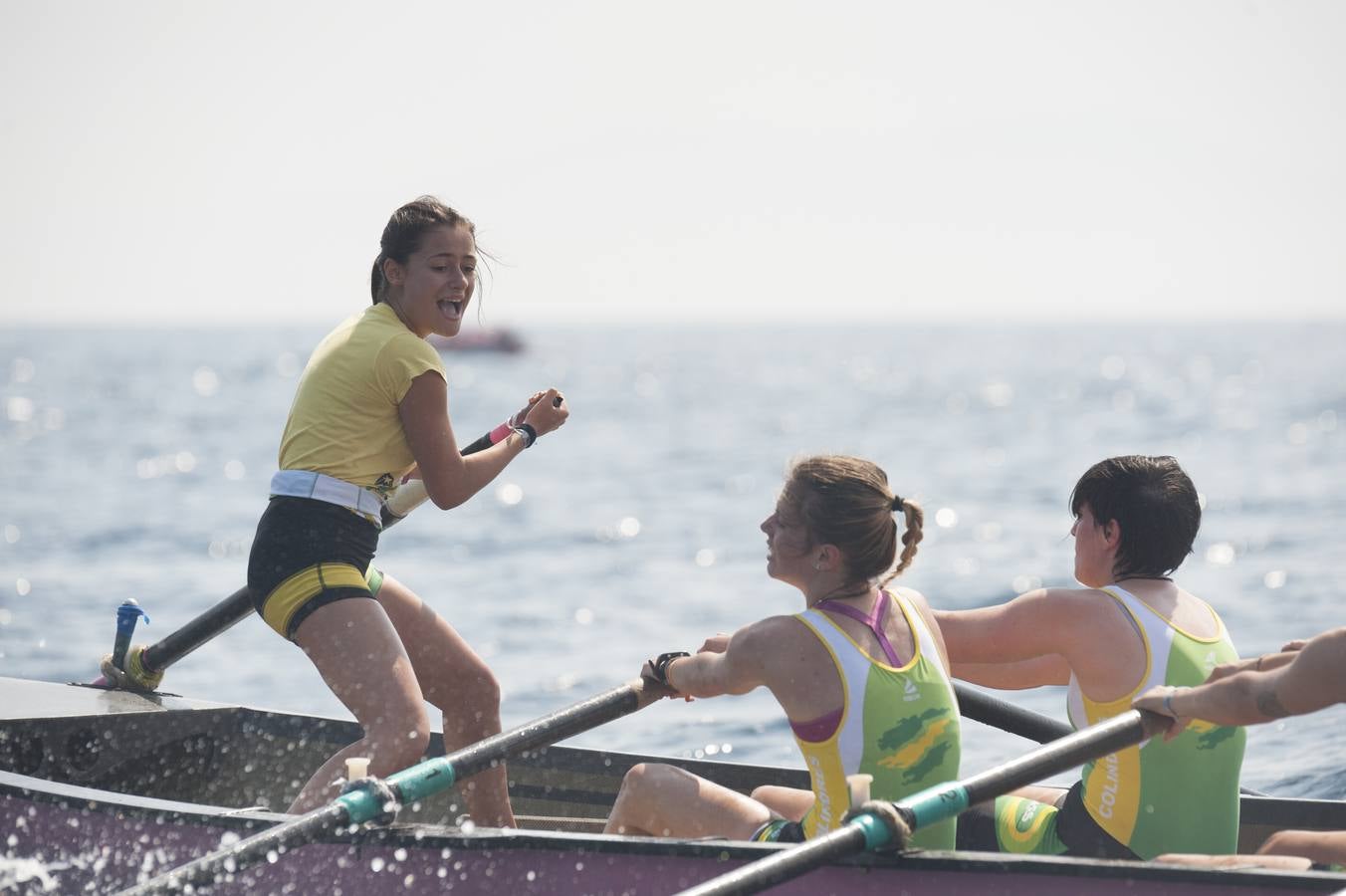 La traineta de El Astillero confirmó los pronósticos y se impuso en el campeonato regional de traineras.