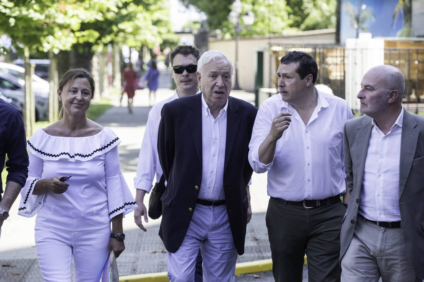 El precandidato a presidente del PP, José Manuel García-Margallo, ha participado en un encuentro con militantes en la sede del PP en Cantabria