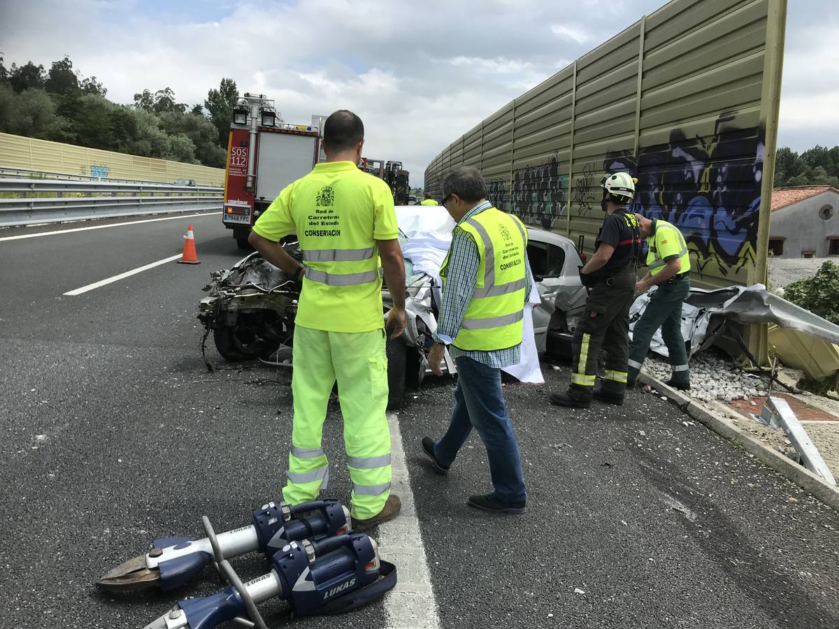 Fotos: Accidente mortal en la autovía A-8, a la altura de La Penilla de Cayón