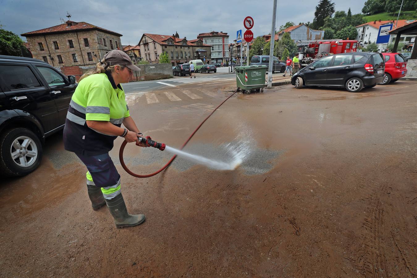 Fotos: Tromba de agua en Cabezón de la Sal