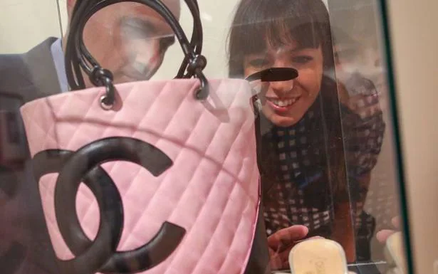 'Más allá de la moda indaga en el papel de Coco Chanel como mecenas y musa