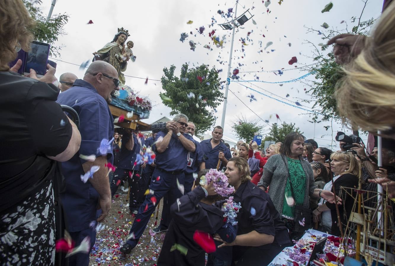 La procesión de esta año ha estado marcada por la intensa lluvia