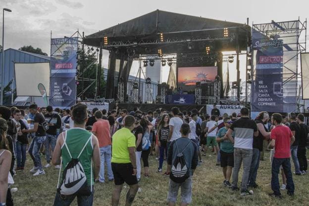 Imagen de la primera jornada de la edición del SummerFun que se celebró en 2015, en el polígono industrial de La Pesquera.