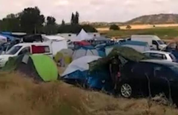 Miles de personas invaden un pueblo de Cuenca en una fiesta clandestina