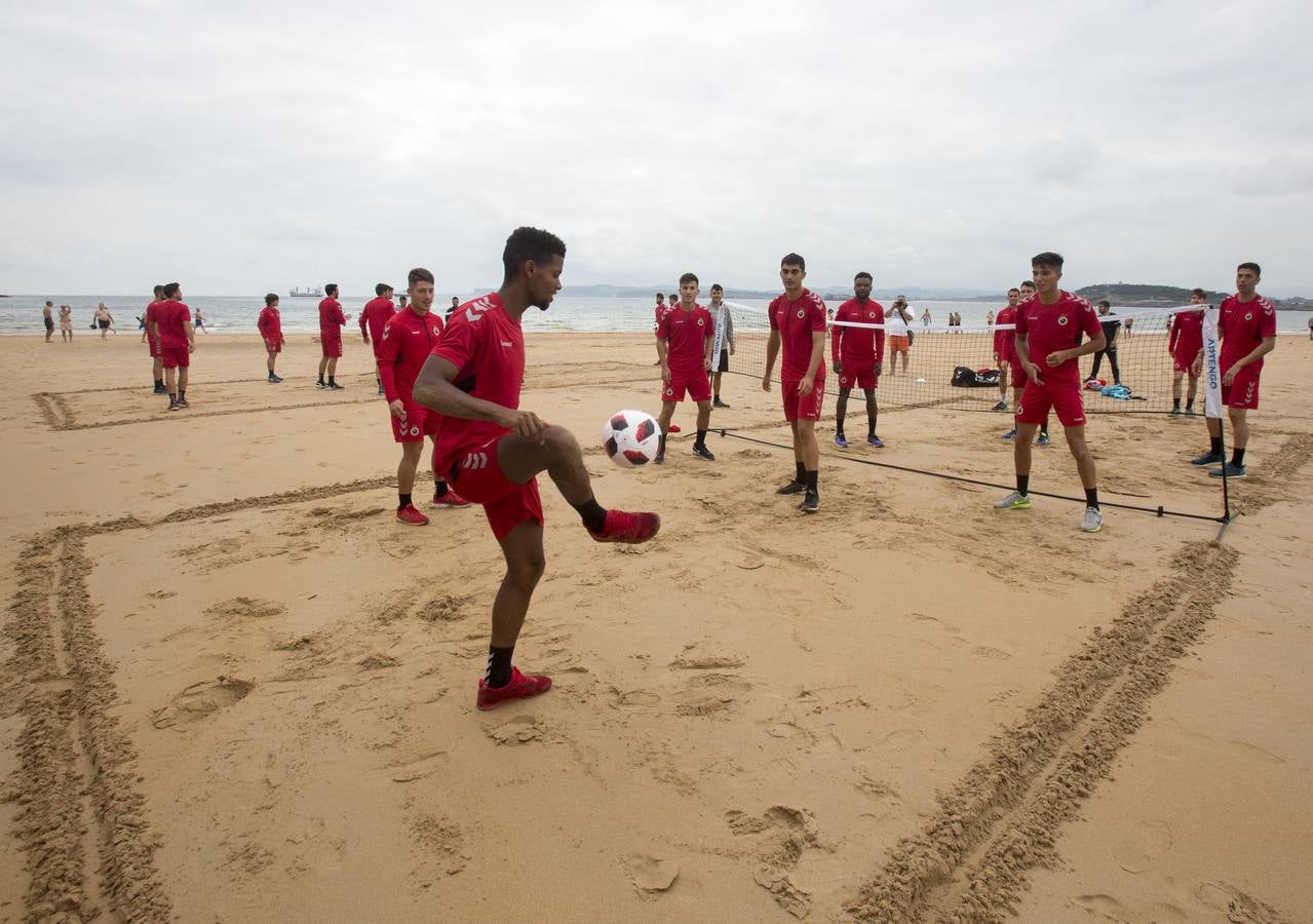 Fotos: El Racing entrena en la Segunda de El Sardinero