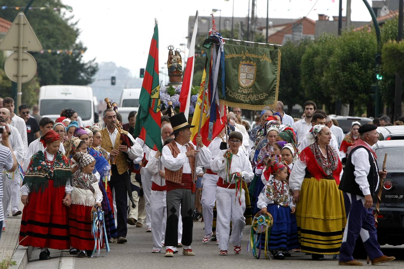 Fotos: El pueblo de Tanos honra a su patrona Santa Ana