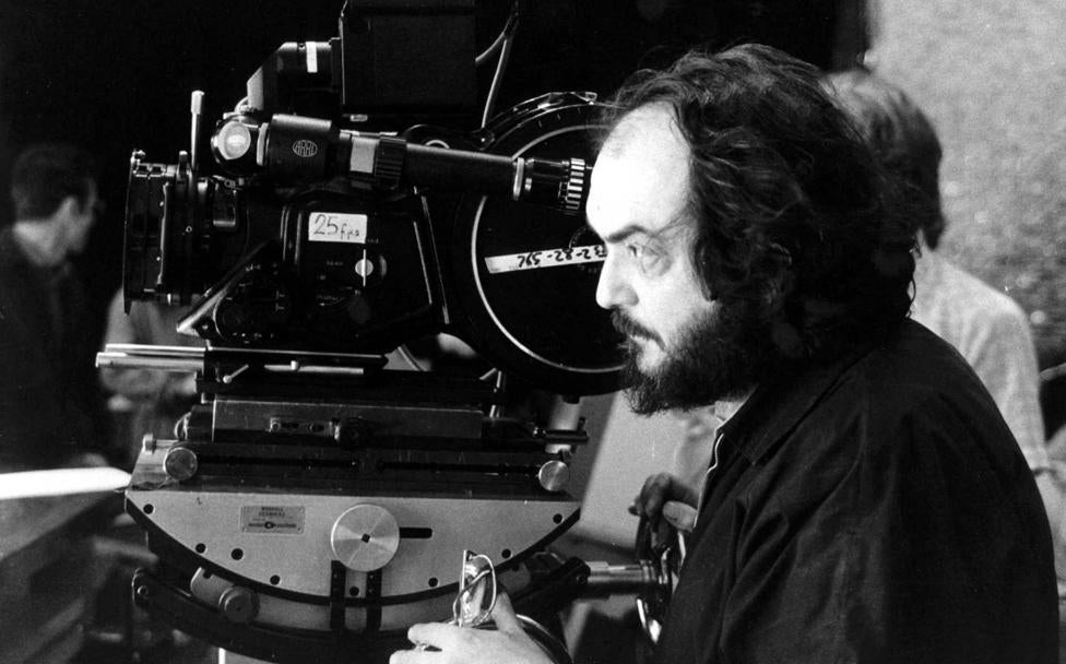 Stanley Kubrick durante el rodaje de 'El resplandor' (1968).