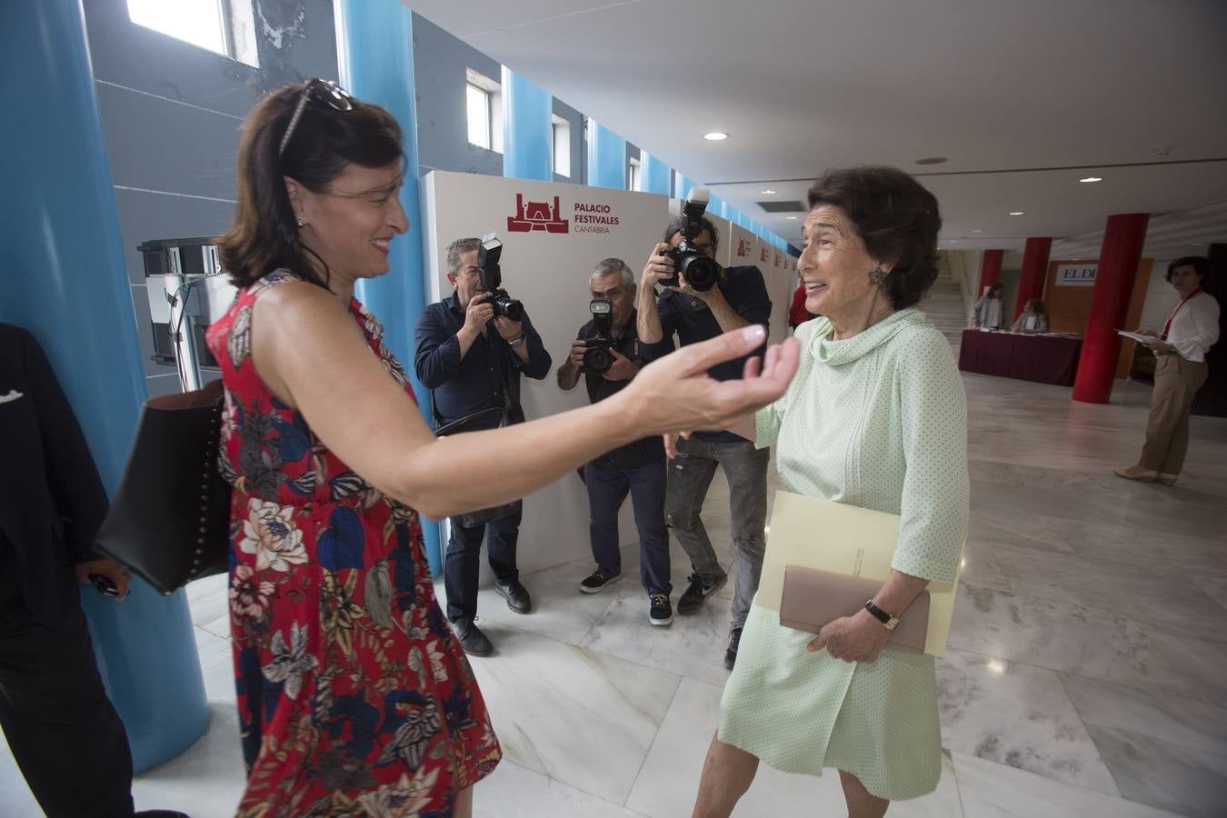 Imágenes de la inauguración del certamen, de los miembros del jurado y de los veinte participantes en el Concurso de Piano