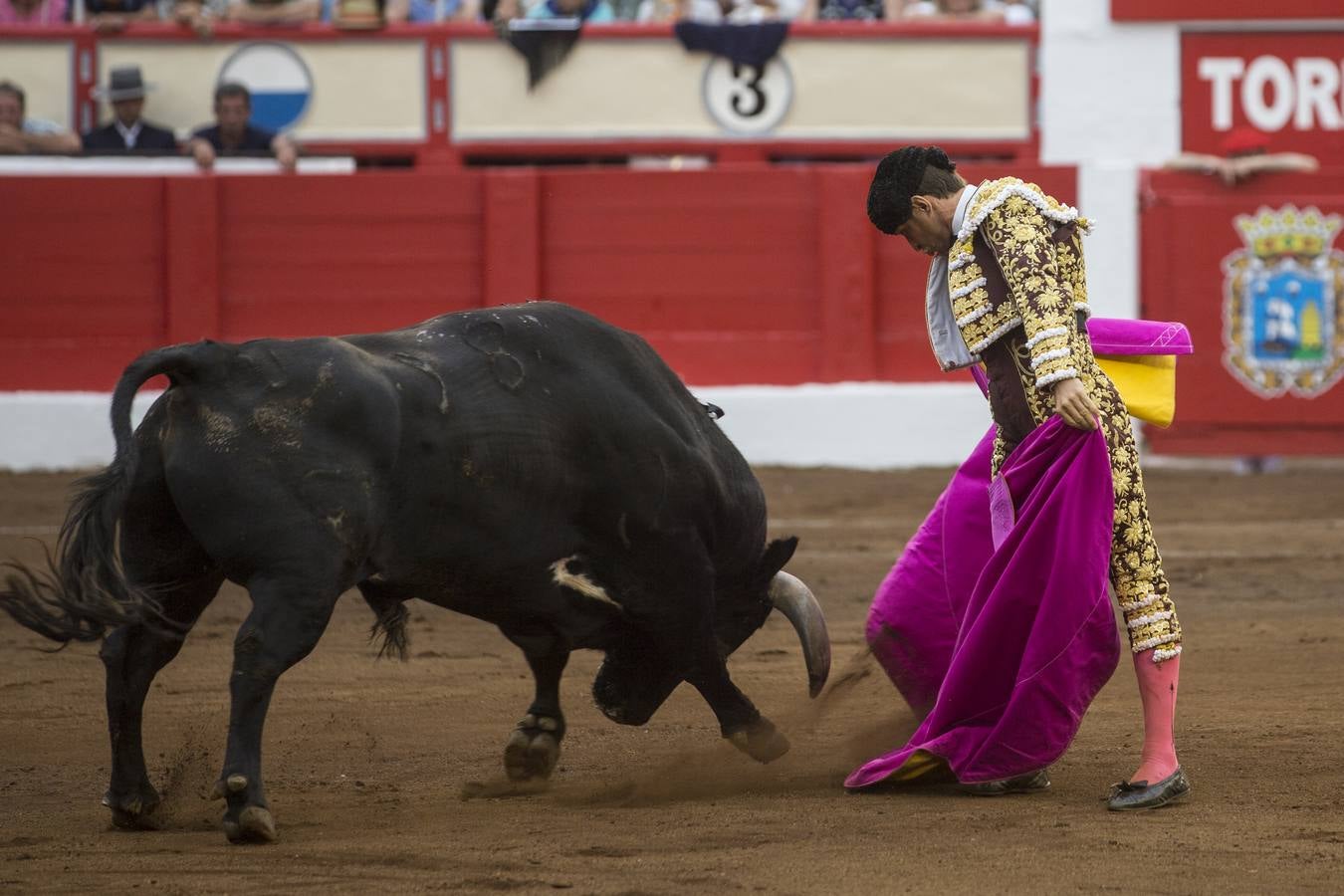 Fotos: Ponce, El Juli y Ginés Marín