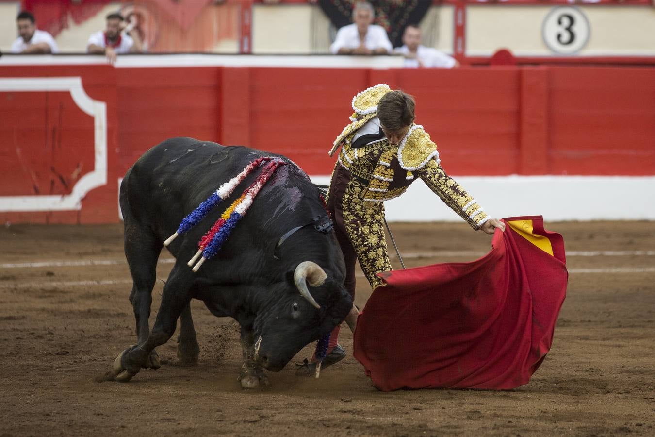 Fotos: Ponce, El Juli y Ginés Marín