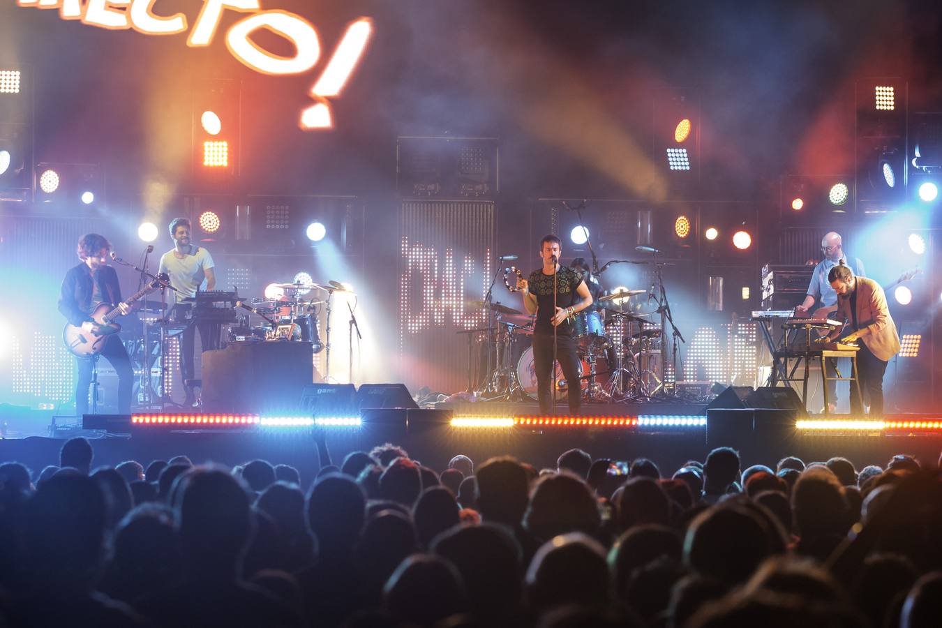 Miles de personas arropan a Vetusta Morla en el concierto de este jueves por la noche en La Campa de la Magdalena