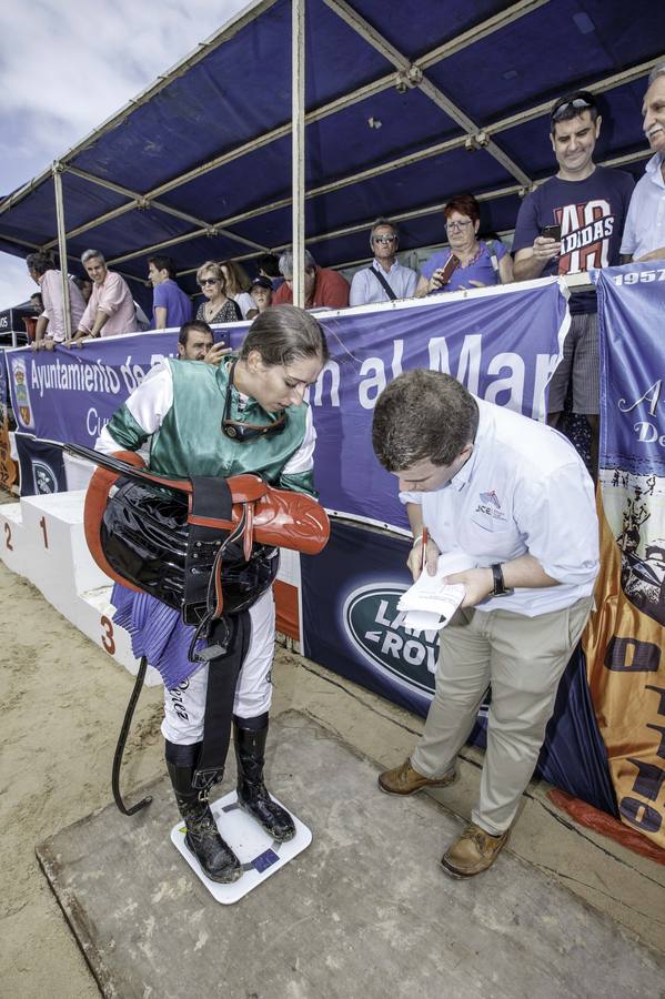 La amazona cántabra es la primera que gana la carrera principal, en una jornada en la que Diego Sarabia se impuso en las otras dos pruebas del día