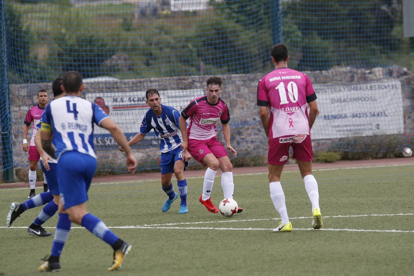 Fotos: Imágenes del partido Naval-Gimnástica