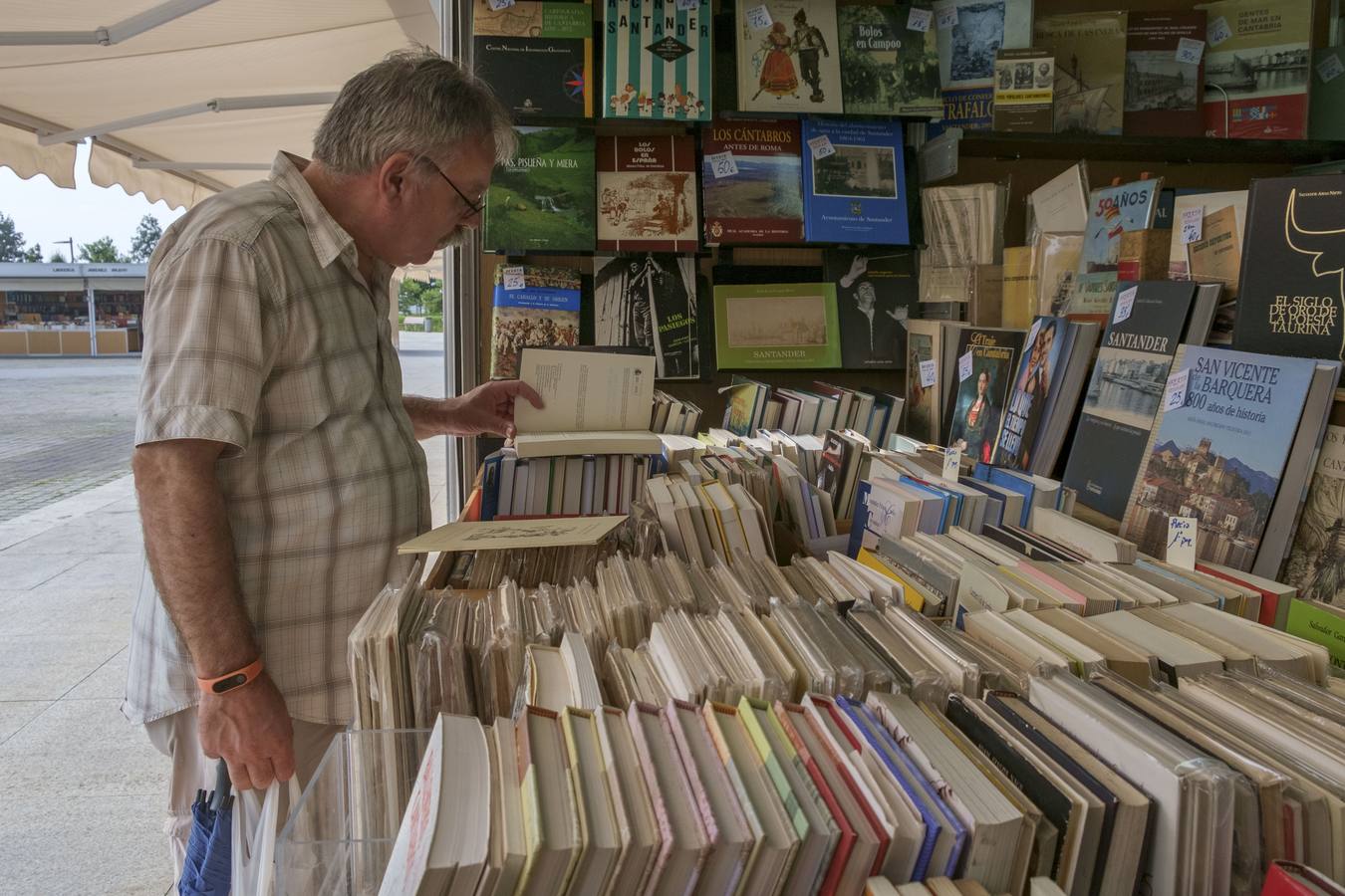 Fotos: Feria del libro viejo en Santander