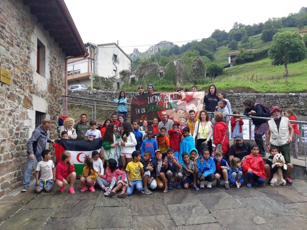 Más de 200 personas se reunieron entre niños, familias, vecinos y colaboradores de la jornada. 