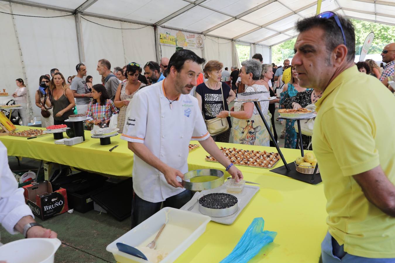 Fotos: La fiesta solidaria de los limones en Novales