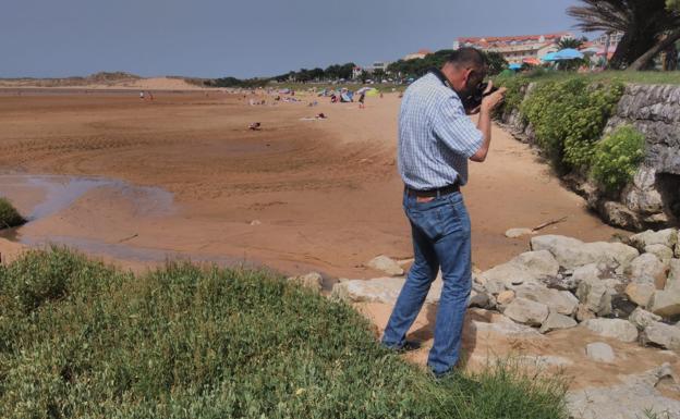 El vertido de la playa de Usil, en Mogro.