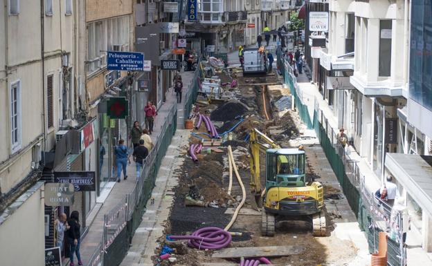 Las obras en la calle Miguel Artigas, en Santander, han durado tres meses. 