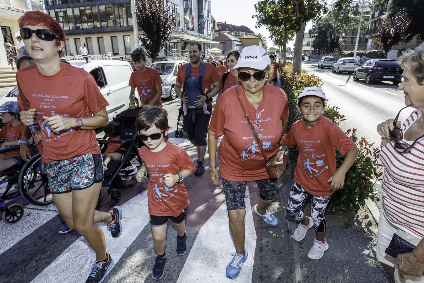 Fotos: Una causa solidaria para correr en Noja