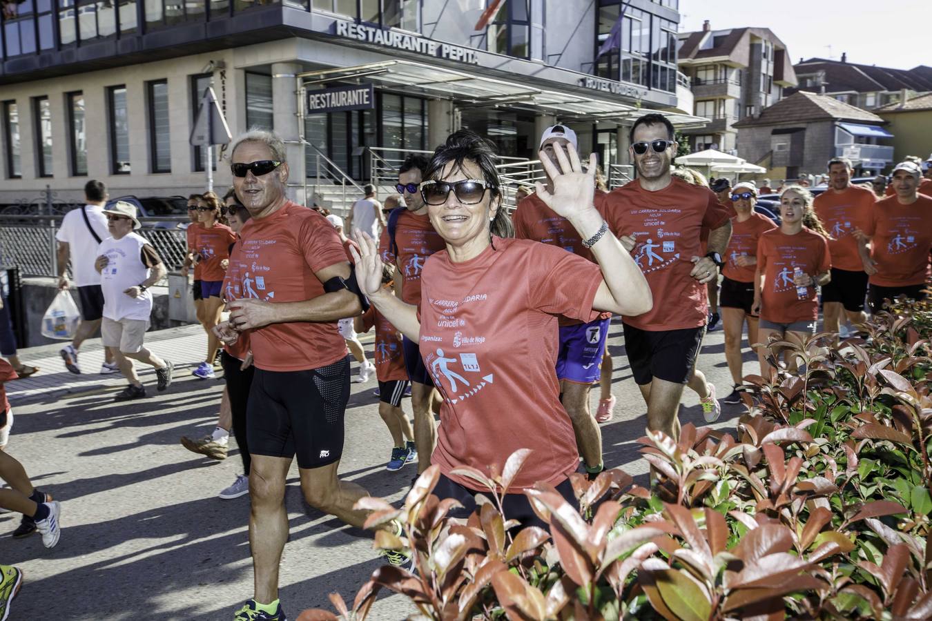 Fotos: Una causa solidaria para correr en Noja