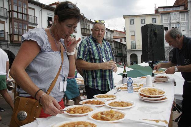 Imagen de una de las últimas ediciones de la Marmita de Castro Urdiales.