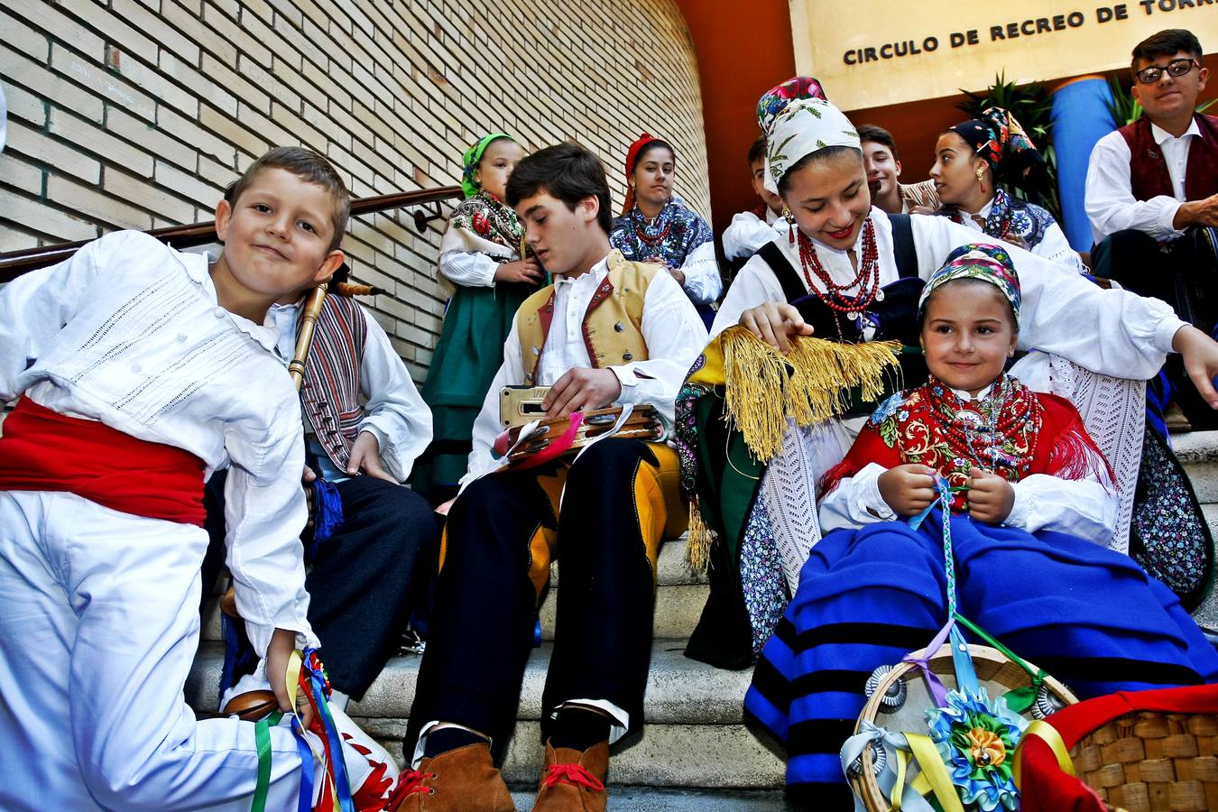 Fotos: Folclore cántabro en las fiestas de