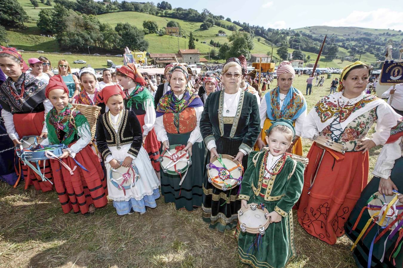 Fotos: Los pasiegos veneran a su Virgen de Valvanuz