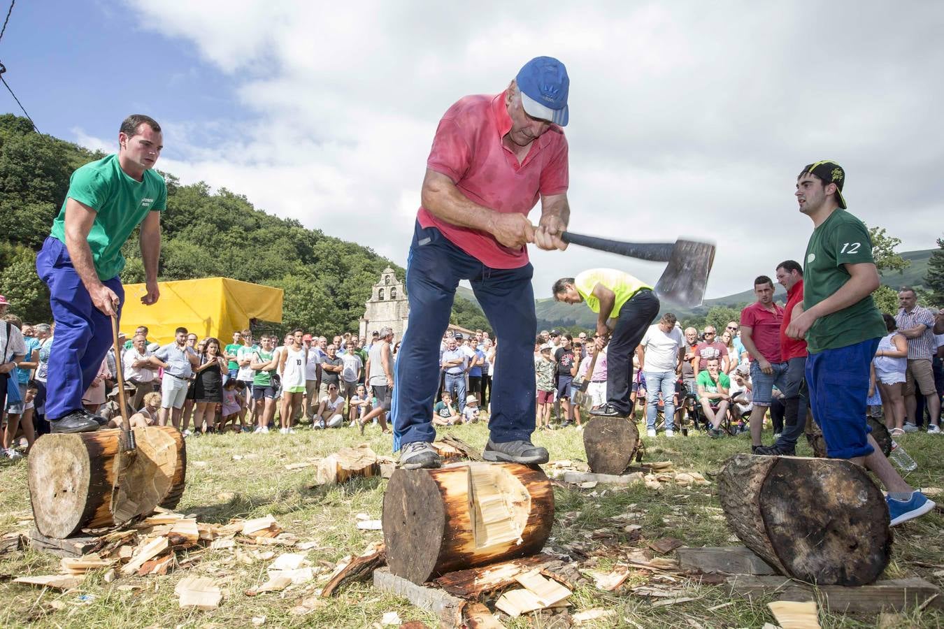 Fotos: Los pasiegos veneran a su Virgen de Valvanuz