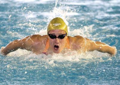 Imagen secundaria 1 - Arriba, en 2006 España fue campeona del mundo de baloncesto. Abajo, Mireia Belmonte se convirtió en los Juegos Olímpicos de Río 2016 en la primera campeona olímpica española en natación. A la derecha, Nadal es uno de los mejores jugadores de la historia. A sus 32 años, ha comenzado a dosificar sus esfuerzos. 