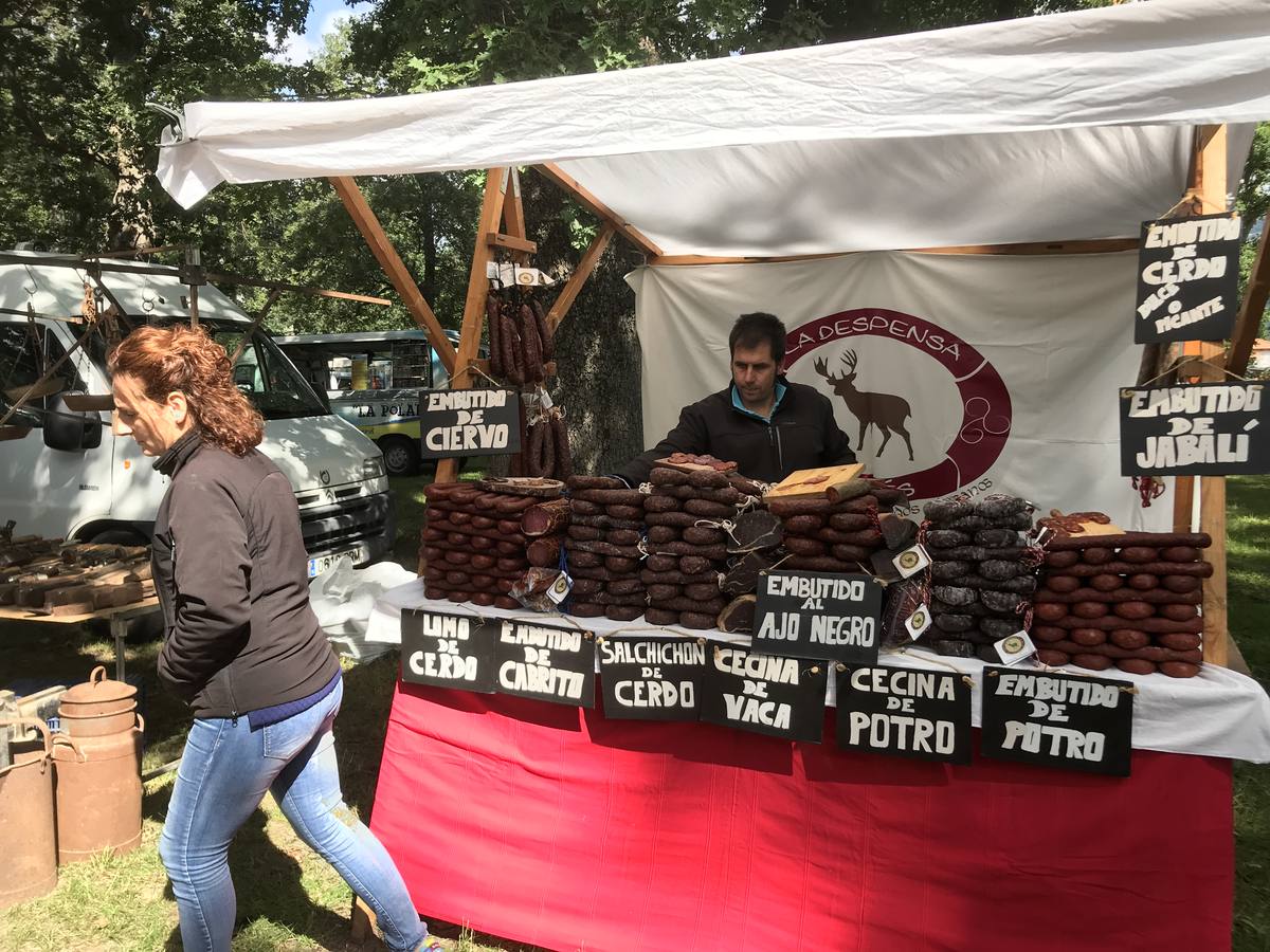 Numeroso público en la feria