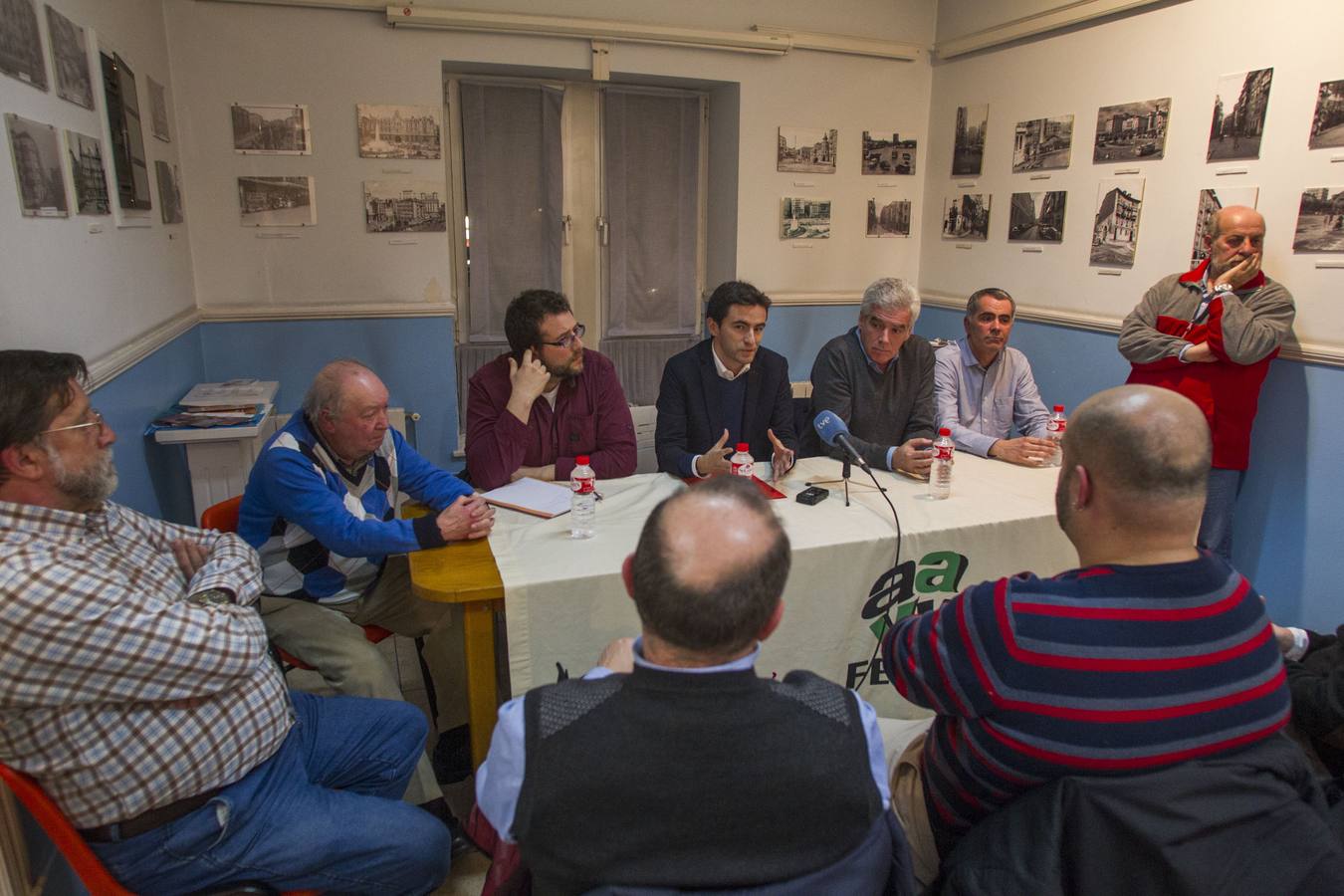 Casares y Saro junto a Fuentespila y Mantecón en el encuentro organizado por Fecav sobre el funcionamiento del MetroTUS.