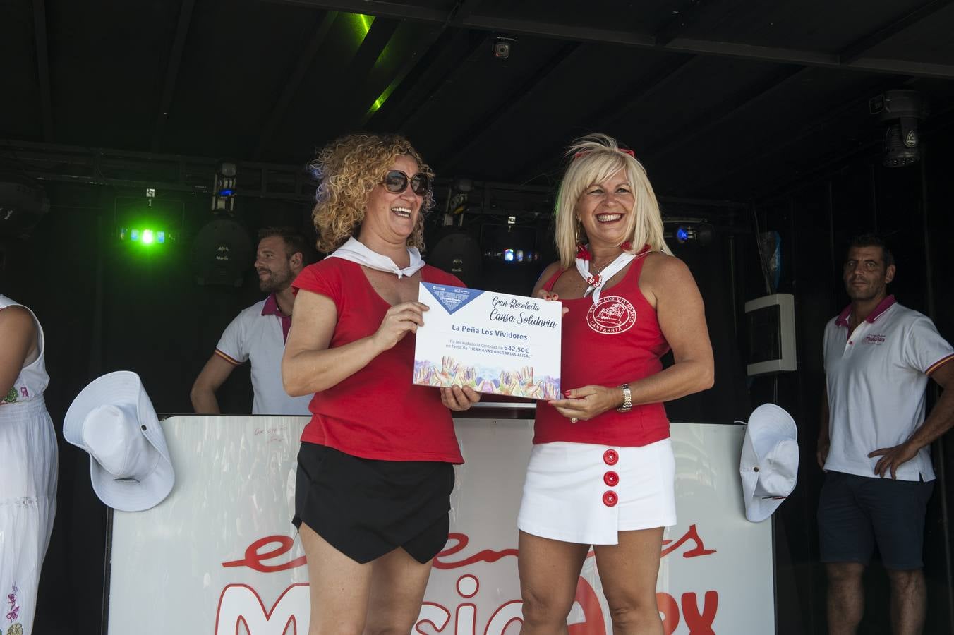 Fotos: Las peñas de las fiestas de Santander celebran su día