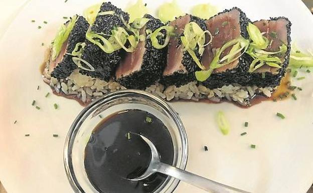 Tataki de atún.