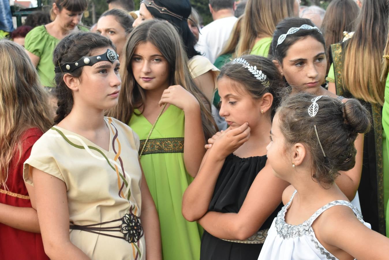 Los festejos llegan a su final con el reparto de miles de raciones de comida y un desfile en el que participarán más de 1.500 personas