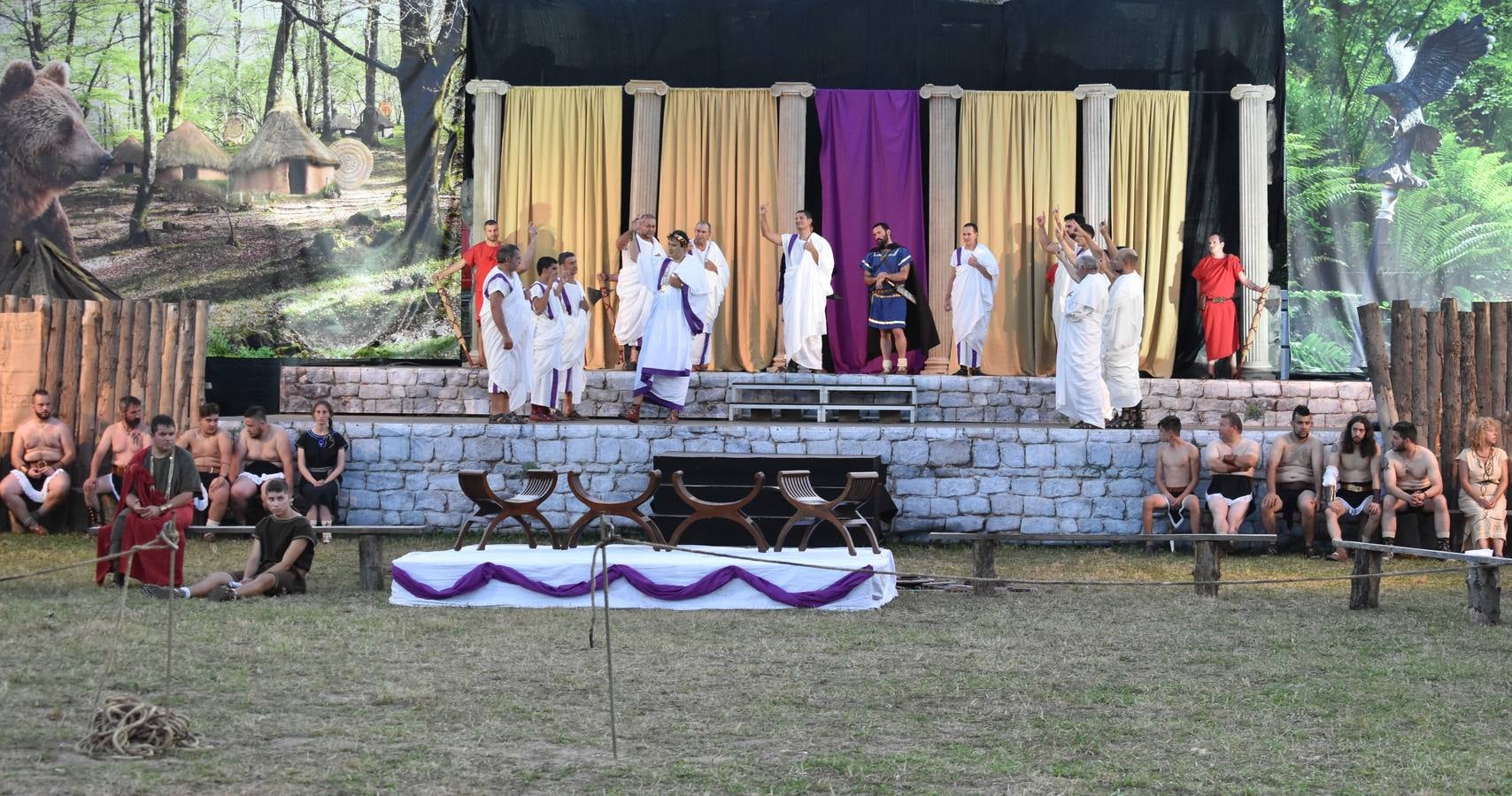 Los festejos llegan a su final con el reparto de miles de raciones de comida y un desfile en el que participarán más de 1.500 personas