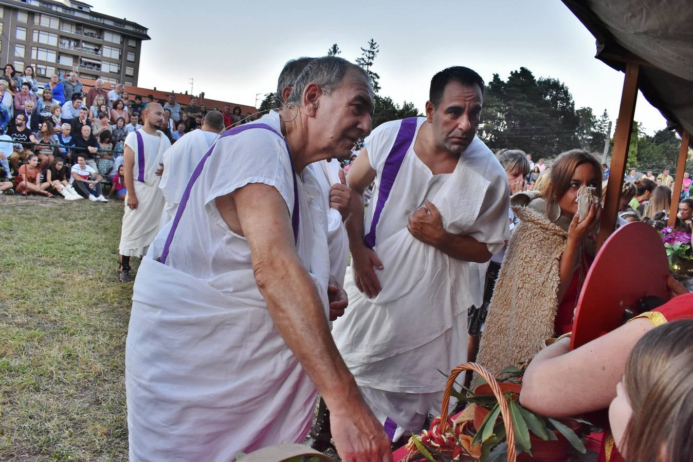 Los festejos llegan a su final con el reparto de miles de raciones de comida y un desfile en el que participarán más de 1.500 personas