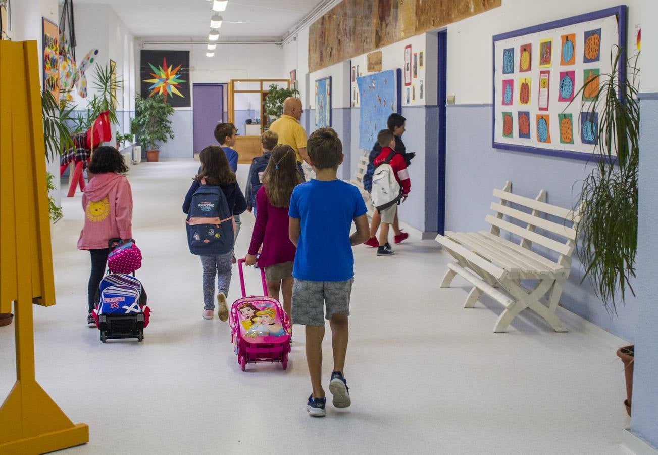 Fotos: La vuelta al &#039;cole&#039; en una jornada de huelga de maestros