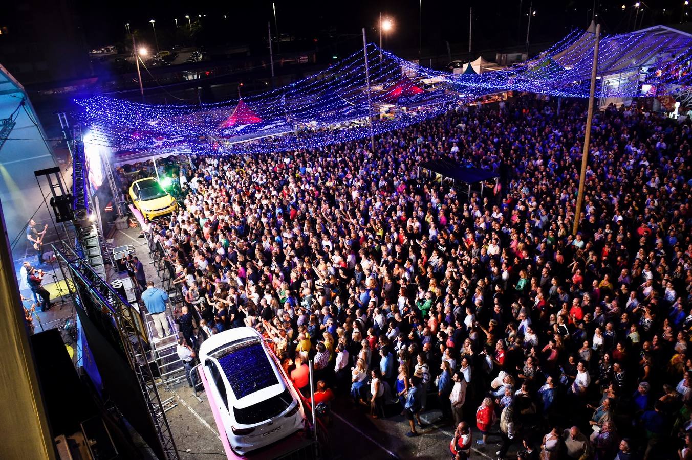 Los fans corearon las canciones de sus músicos predilectos. 