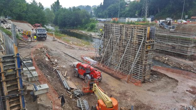 El punto de partida de la ronda será el futuro puente Renero, en fase de construcción. :