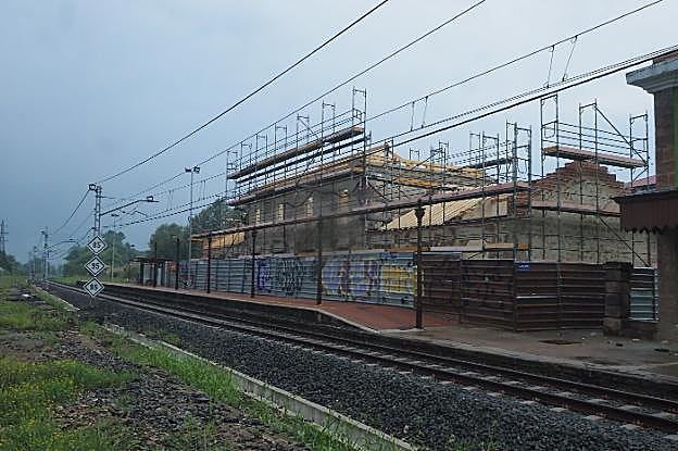Los trabajos de rehabilitación del viejo edificio han entrado en su última fase. 