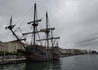 Imagen secundaria 1 - El Galeón Andalucía atraca en Santander y se puede visitar hasta el domingo