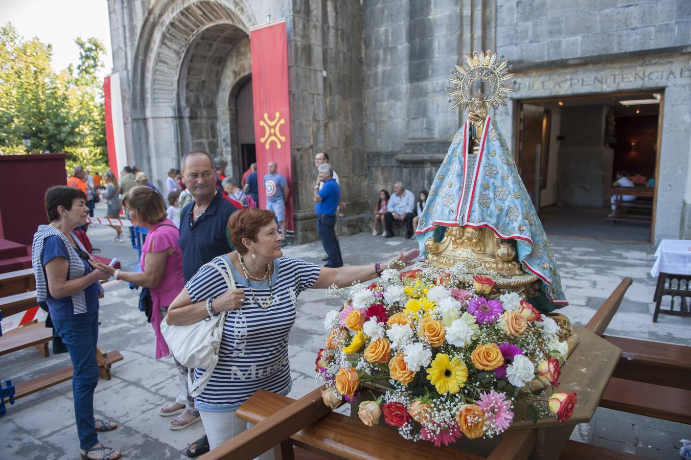 Fotos: Cantabria rinde honores a su patrona