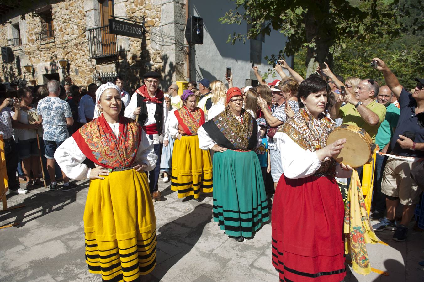 Fotos: Cantabria rinde honores a su patrona