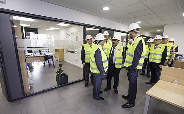 Birla Carbon invierte 5 millones en las nuevas instalaciones y el acceso a su planta de Gajano