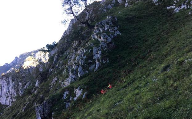 Muere un hombre tras caer unos 250 metros por una canal mientras hacía la ruta 'Pasada del Picayo'