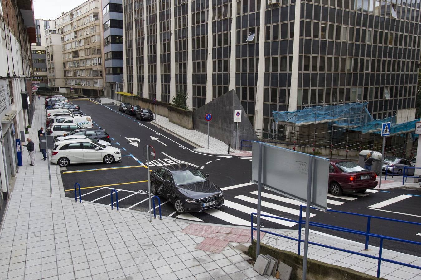 Fotos: Así ha quedado la calle Tres de Noviembre tras las obras